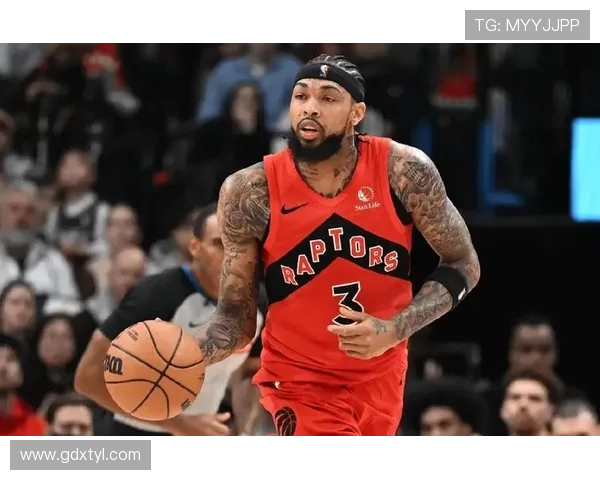 猛龙队训练营正式开启英格拉姆全力备战新赛季展现强大训练状态